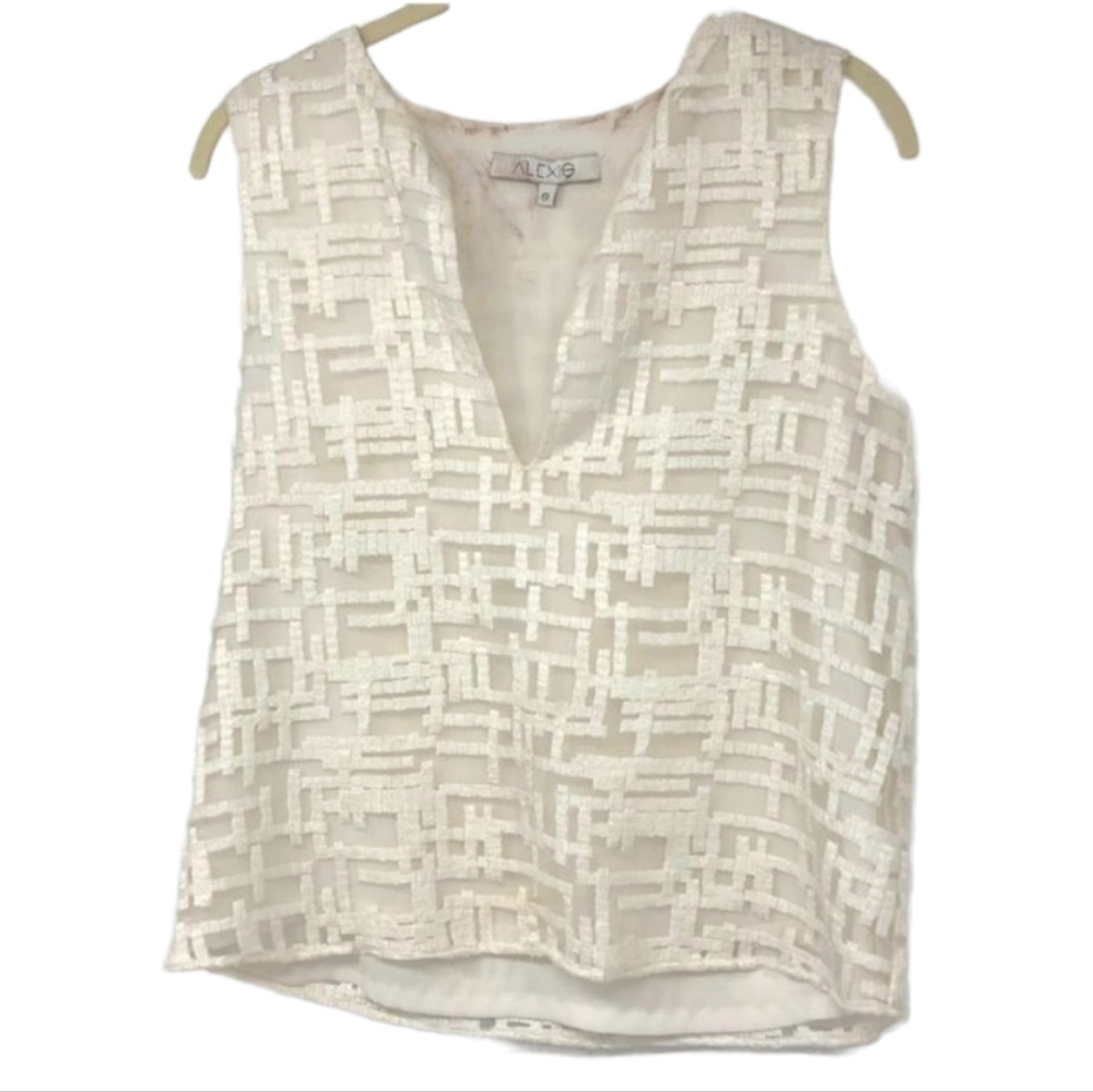 ALEXIS white on white lace  basket weave pattern V neck crop top lined SP